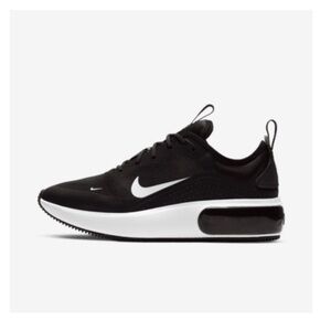 GENTLY USED Nike Air Max Dia